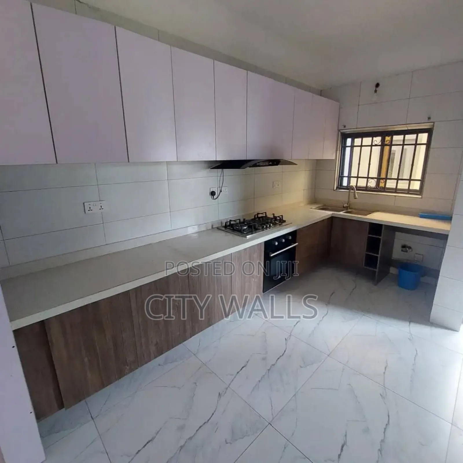 4bdrm Duplex in Ikota for rent in Ikota
