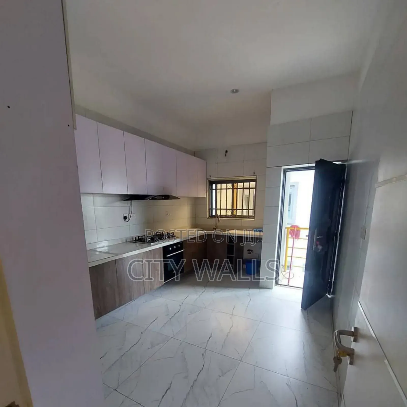 4bdrm Duplex in Ikota for rent in Ikota