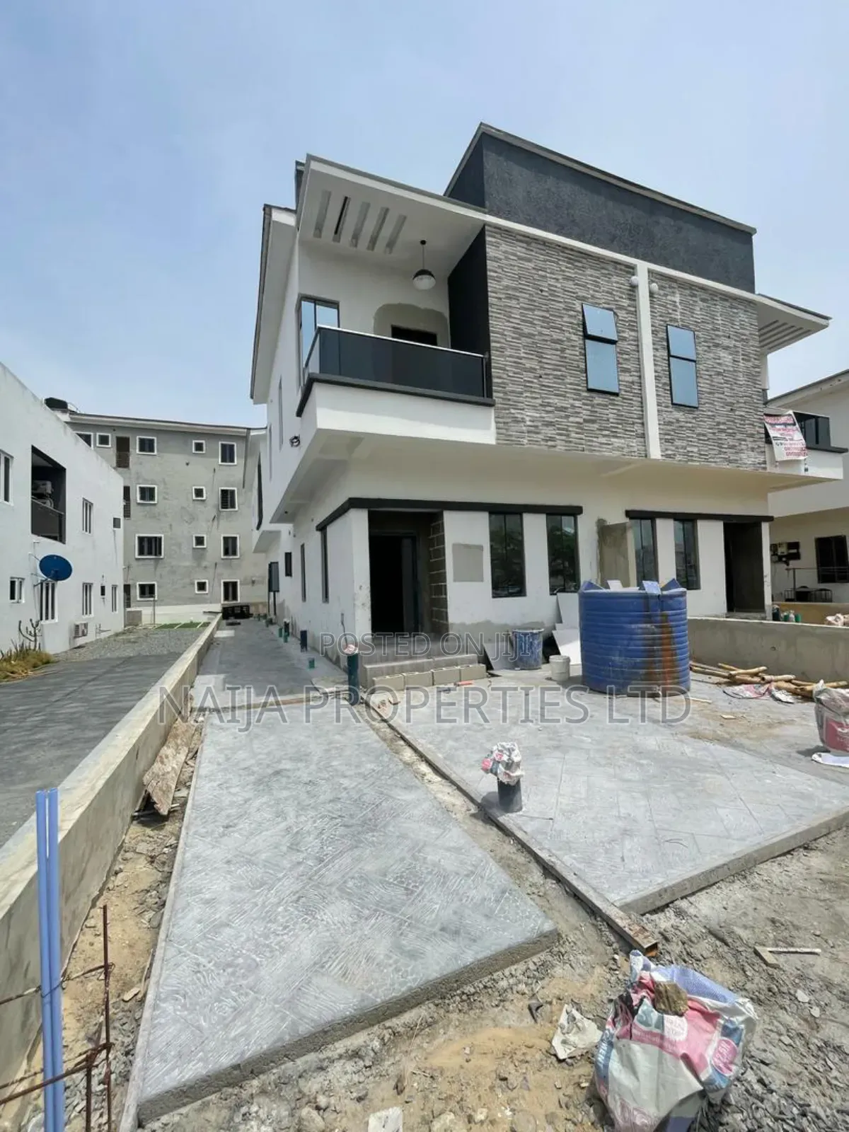 4bdrm Duplex in Buena Vista, Lekki for sale in Lekki