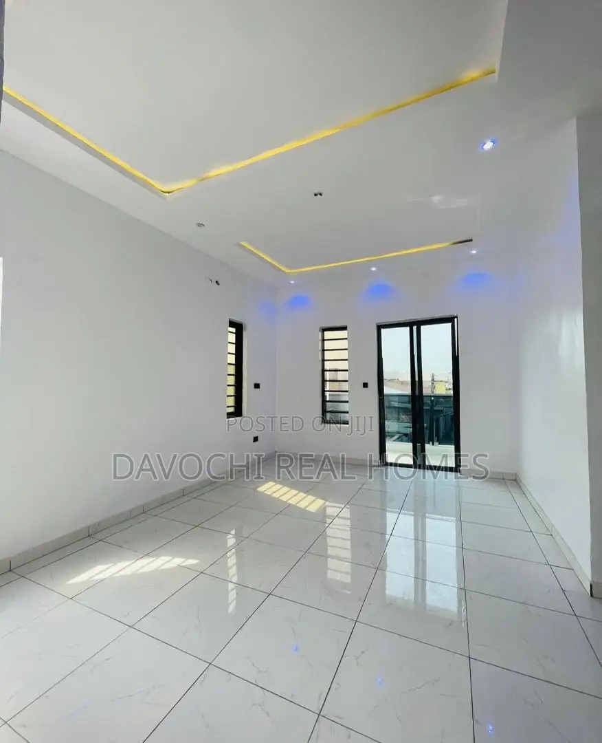 4bdrm Duplex in Thomas Estate for rent in Thomas Estate