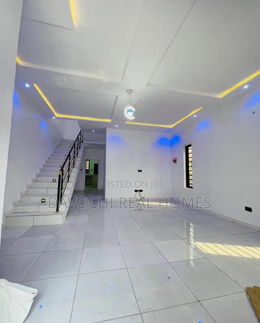 4bdrm Duplex in Thomas Estate for rent in Thomas Estate