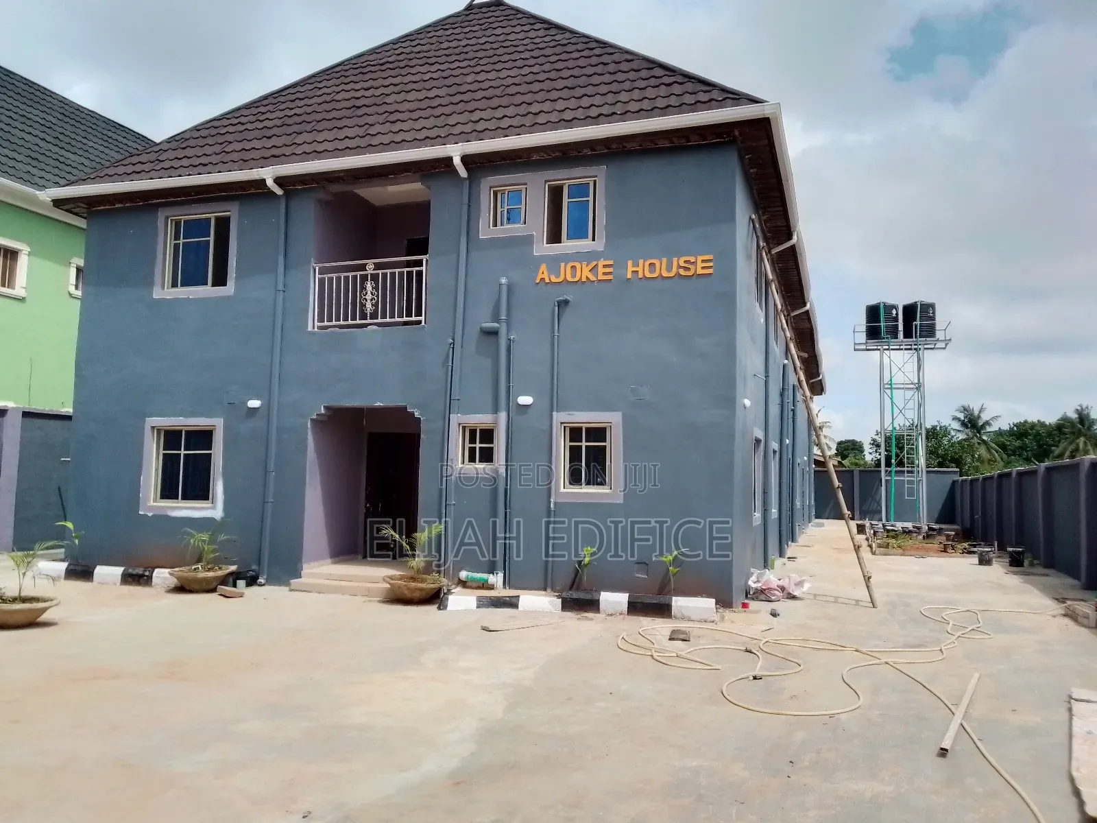 Furnished Studio Apartment in Firstgate, Ikorodu Garage for rent in Ikorodu Garage