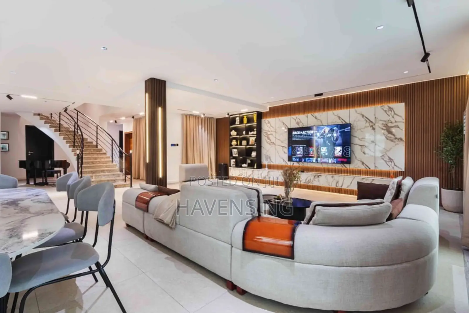 Grande Luxurious 4-Bedroom Apartment in Lekki Phase 1