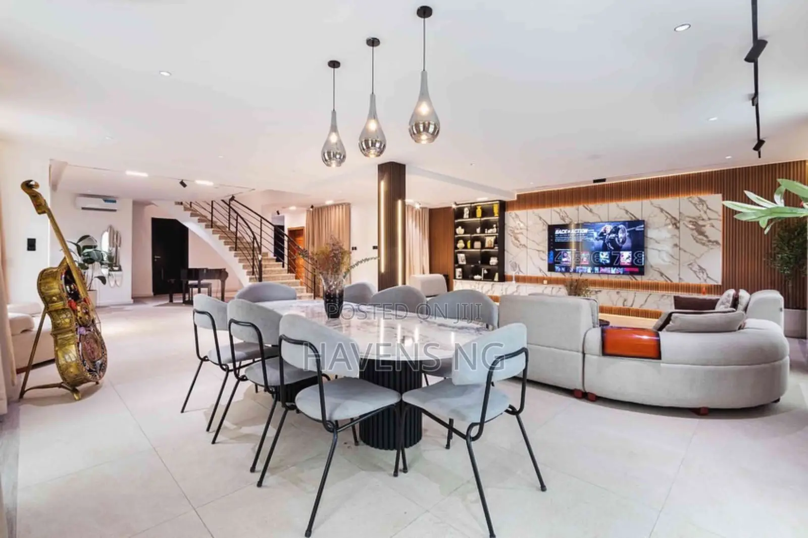 Grande Luxurious 4-Bedroom Apartment in Lekki Phase 1