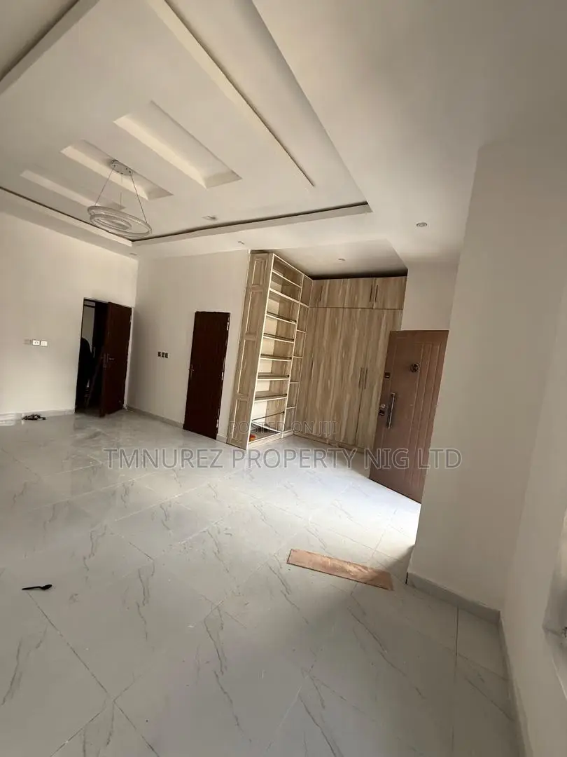 4bdrm Duplex in Chevron, Ajah for rent in Ajah