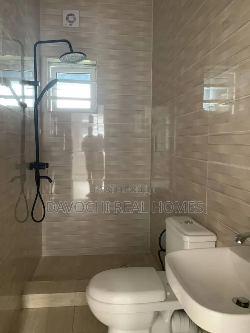 2bdrm Apartment in Ilaje, Mobile Road, Ado / Ajah for rent in Ado / Ajah