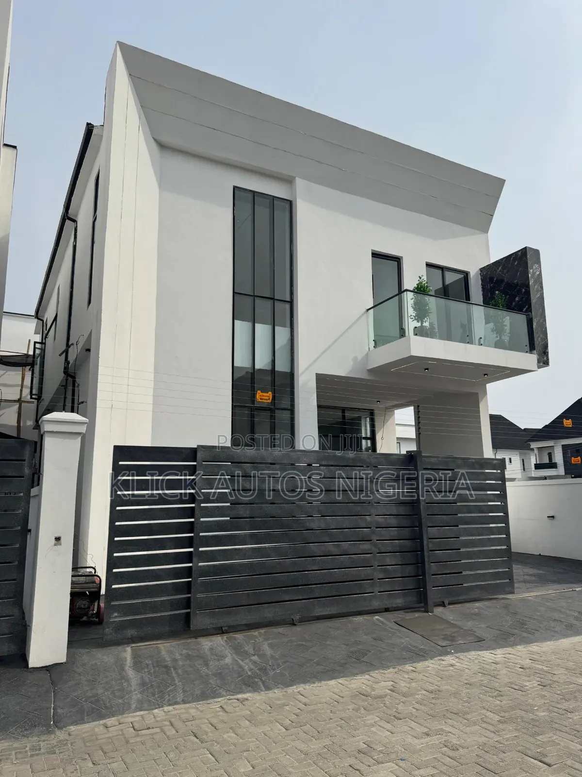 Furnished 4bdrm Duplex in Lekki for sale in Lekki