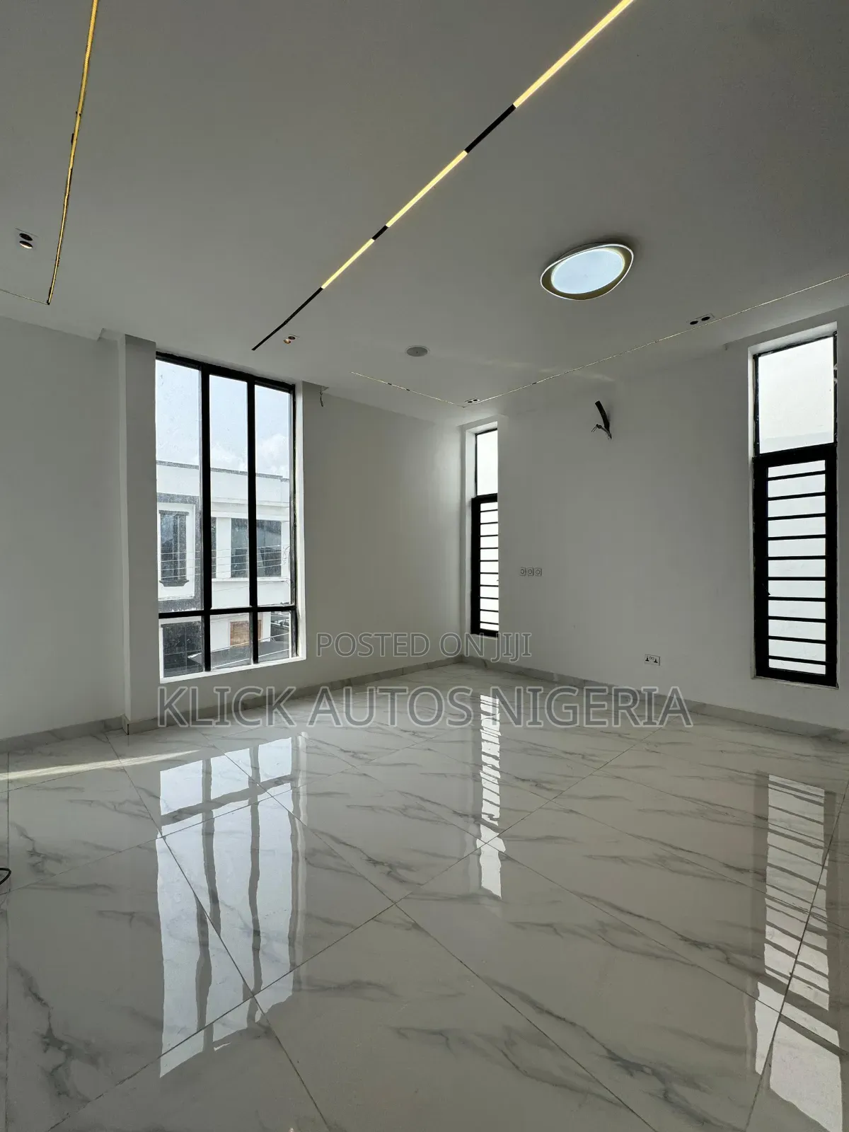 Furnished 4bdrm Duplex in Lekki for sale in Lekki