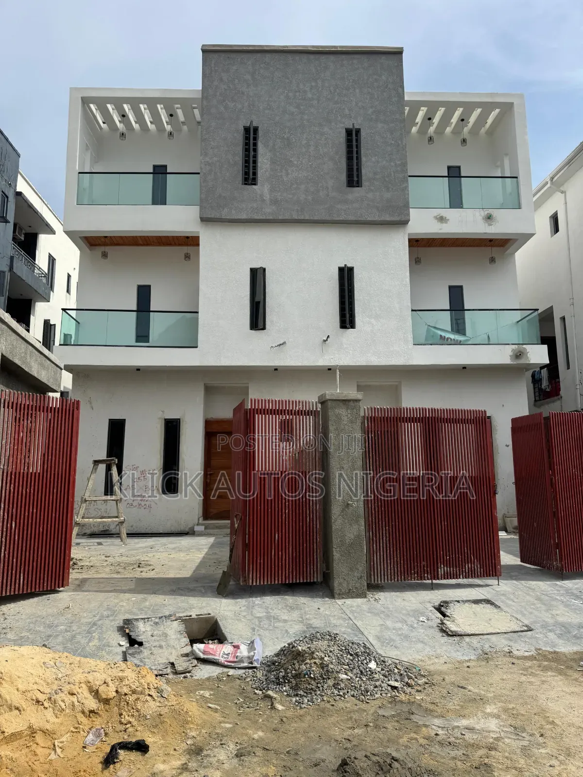 4bdrm Duplex in Lekki for sale in Lekki