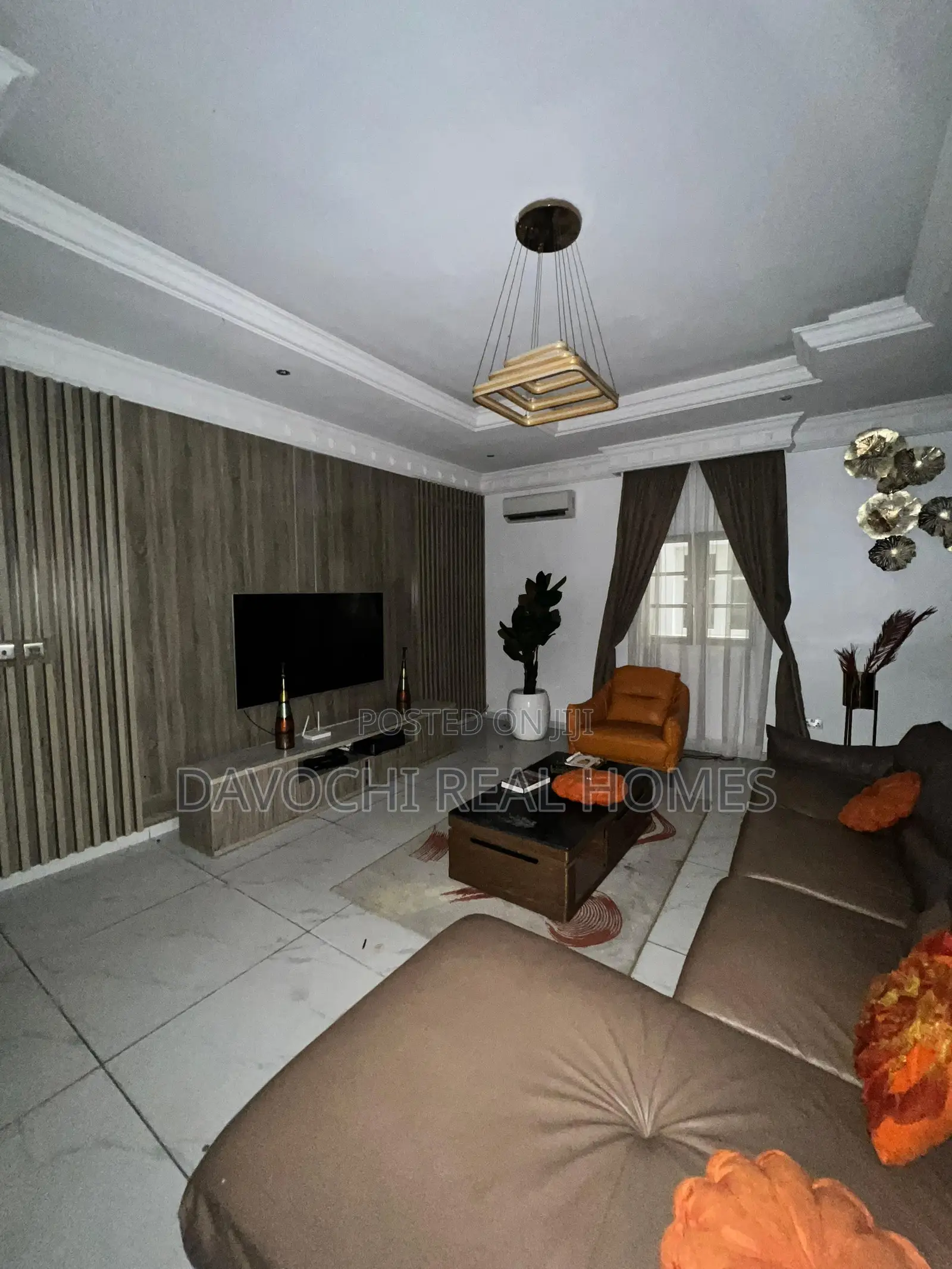 Furnished 4bdrm Duplex in Chevron Toll Gate for rent in Chevron