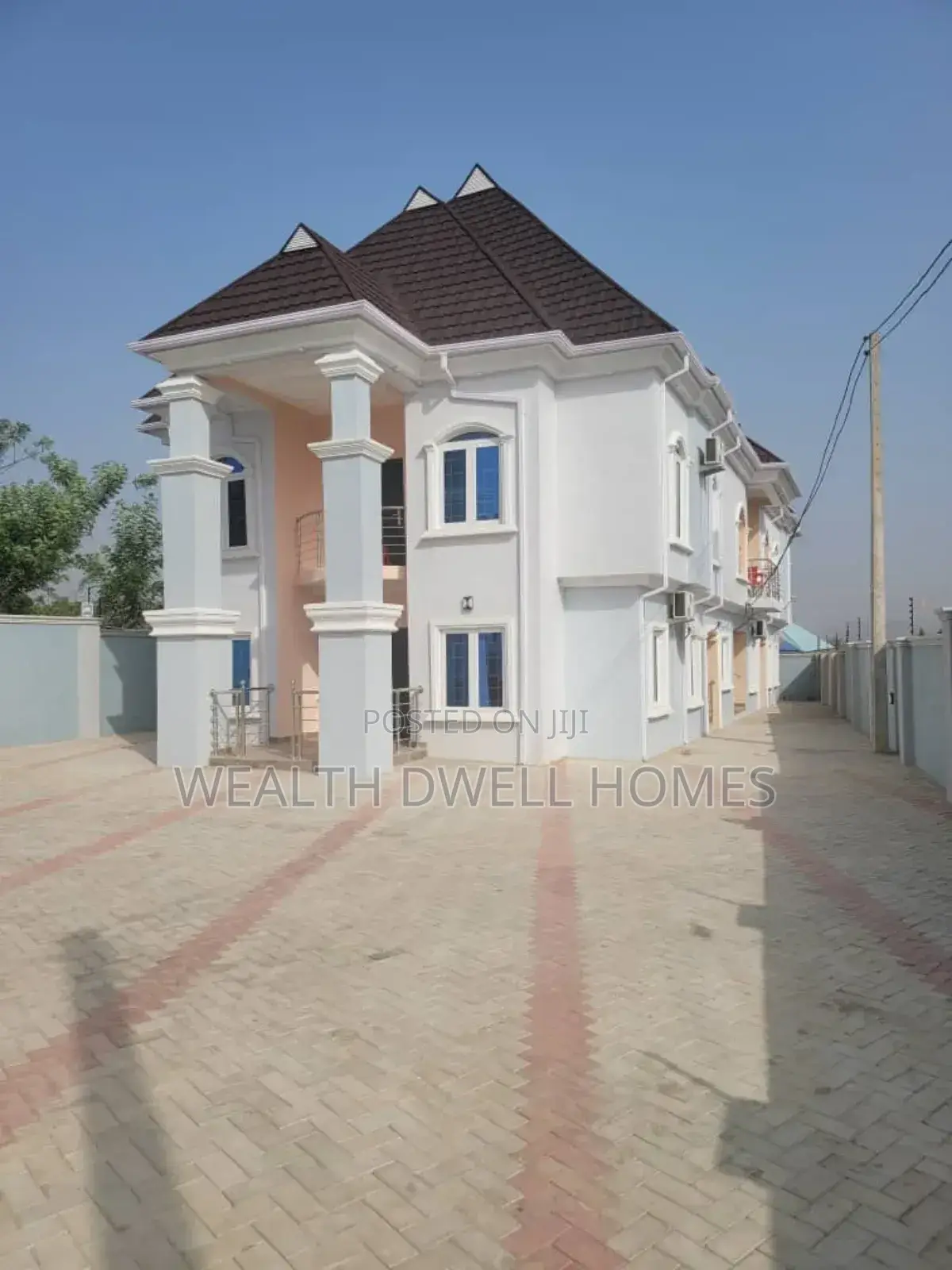 2bdrm Block of Flats in Ijapo Extension, Akure for sale in Akure
