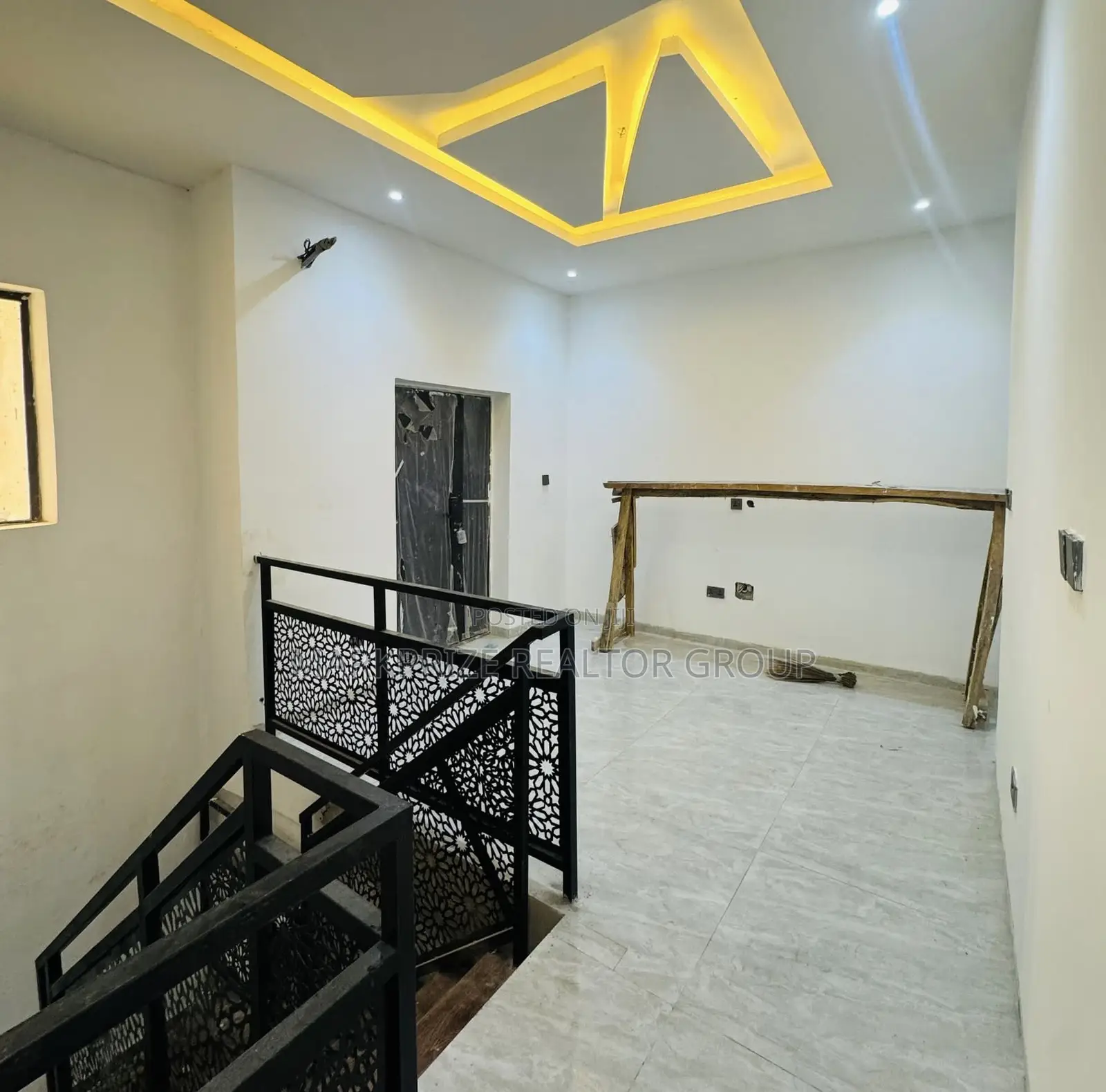 4bdrm Duplex in Ogba Ikeja Lagos for sale in Ogba