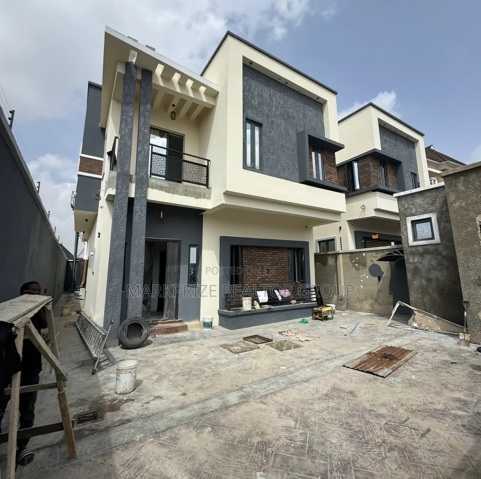 4bdrm Duplex in Ogba Ikeja Lagos for sale in Ogba