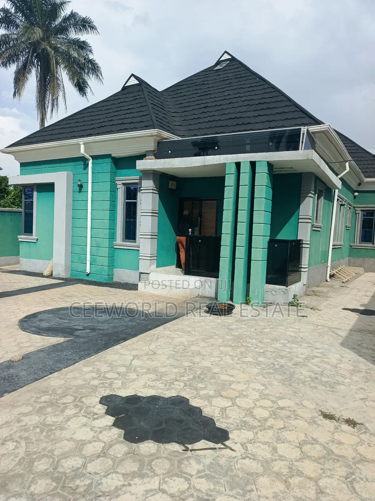 4bdrm Bungalow in Iletuntun Estate, Ibadan for rent in Ibadan