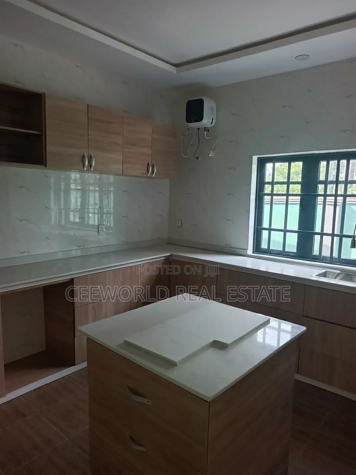 4bdrm Bungalow in Iletuntun Estate, Ibadan for rent in Ibadan