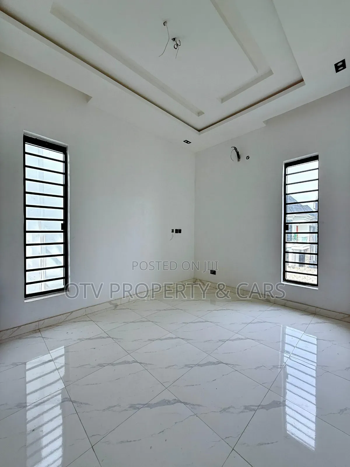 Furnished 6bdrm Duplex in Ikota for sale in Ikota