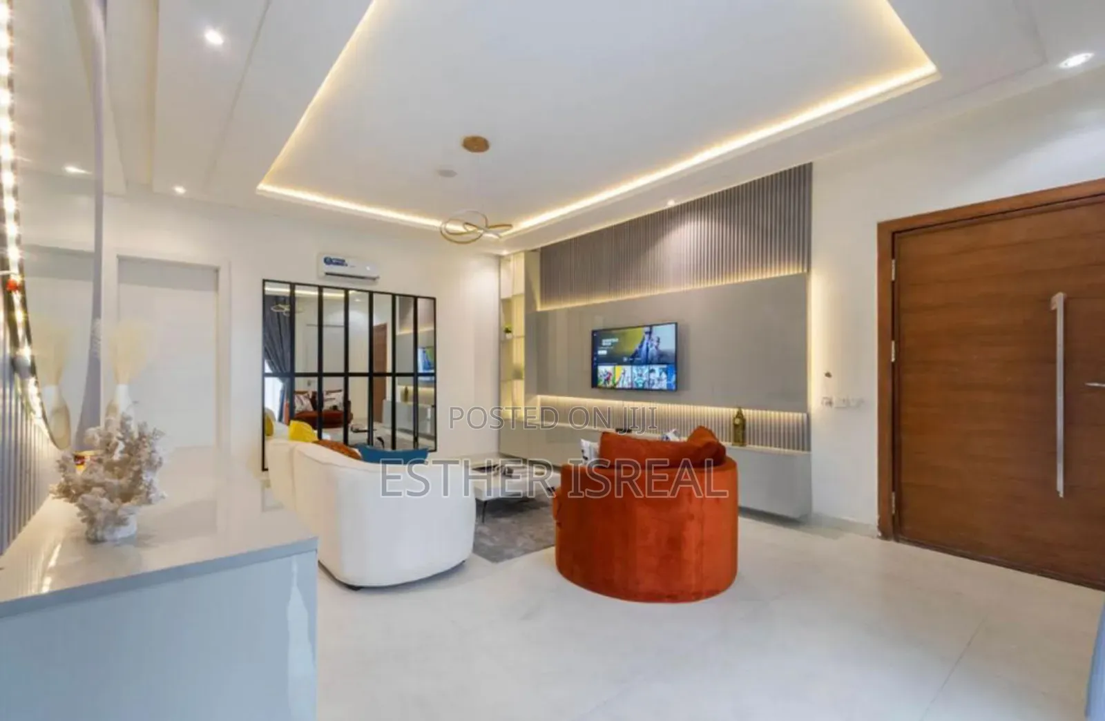 White 3 Bedroom Shortlet Ologolo in Ologolo