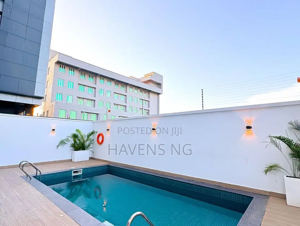 For Shortlet – Luxury 2-Bedroom Maisonette in Lekki Phase 1