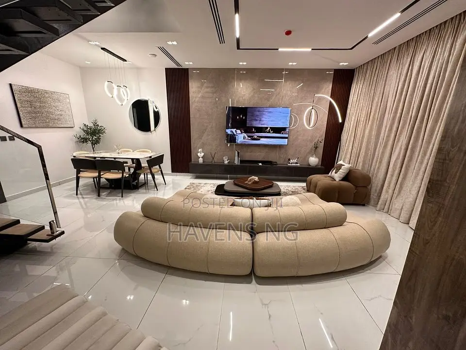 For Shortlet – Luxury 2-Bedroom Maisonette in Lekki Phase 1