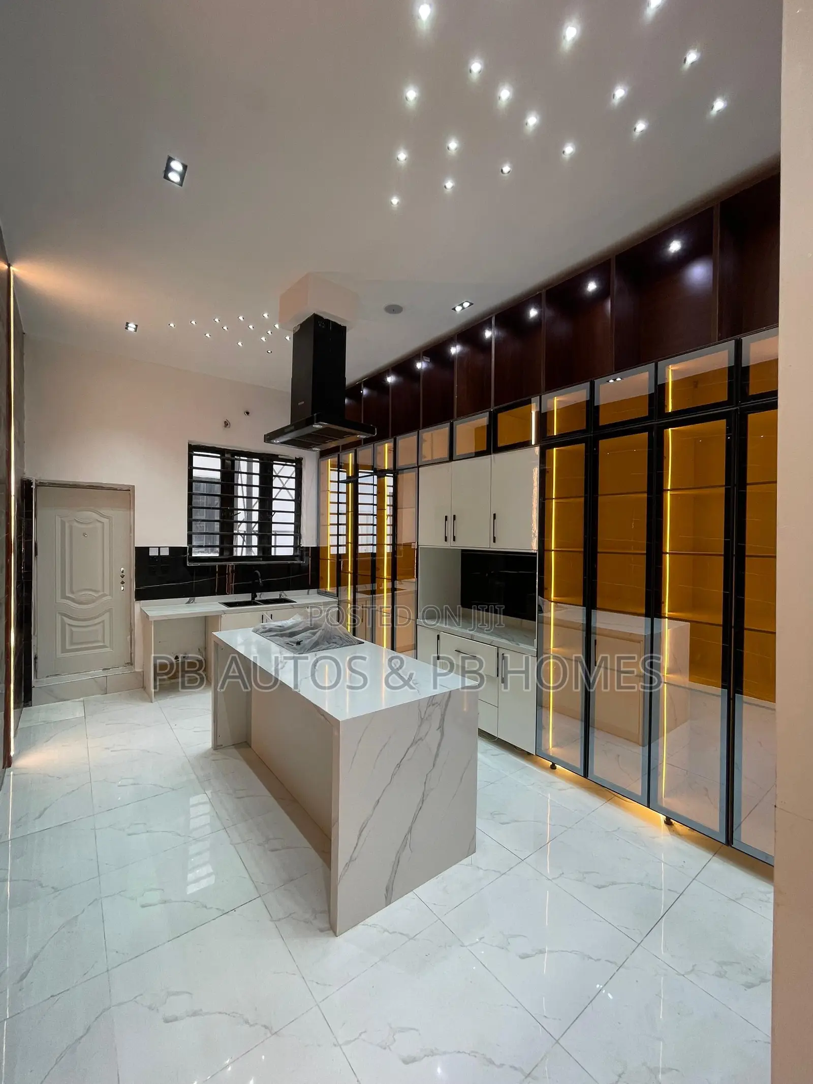 4bdrm Duplex in Ado / Ajah for sale in Ado / Ajah