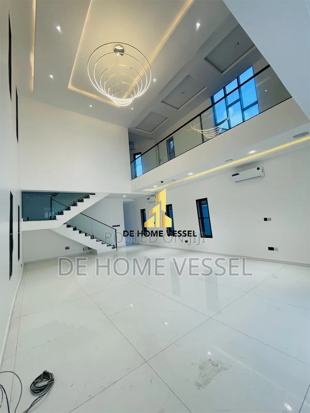 4bdrm Duplex in Lekki Phase 1 for sale in Lekki Phase 1