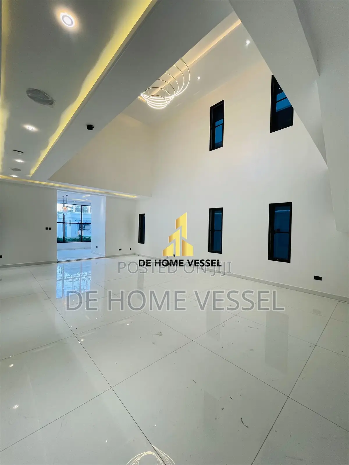 4bdrm Duplex in Lekki Phase 1 for sale in Lekki Phase 1