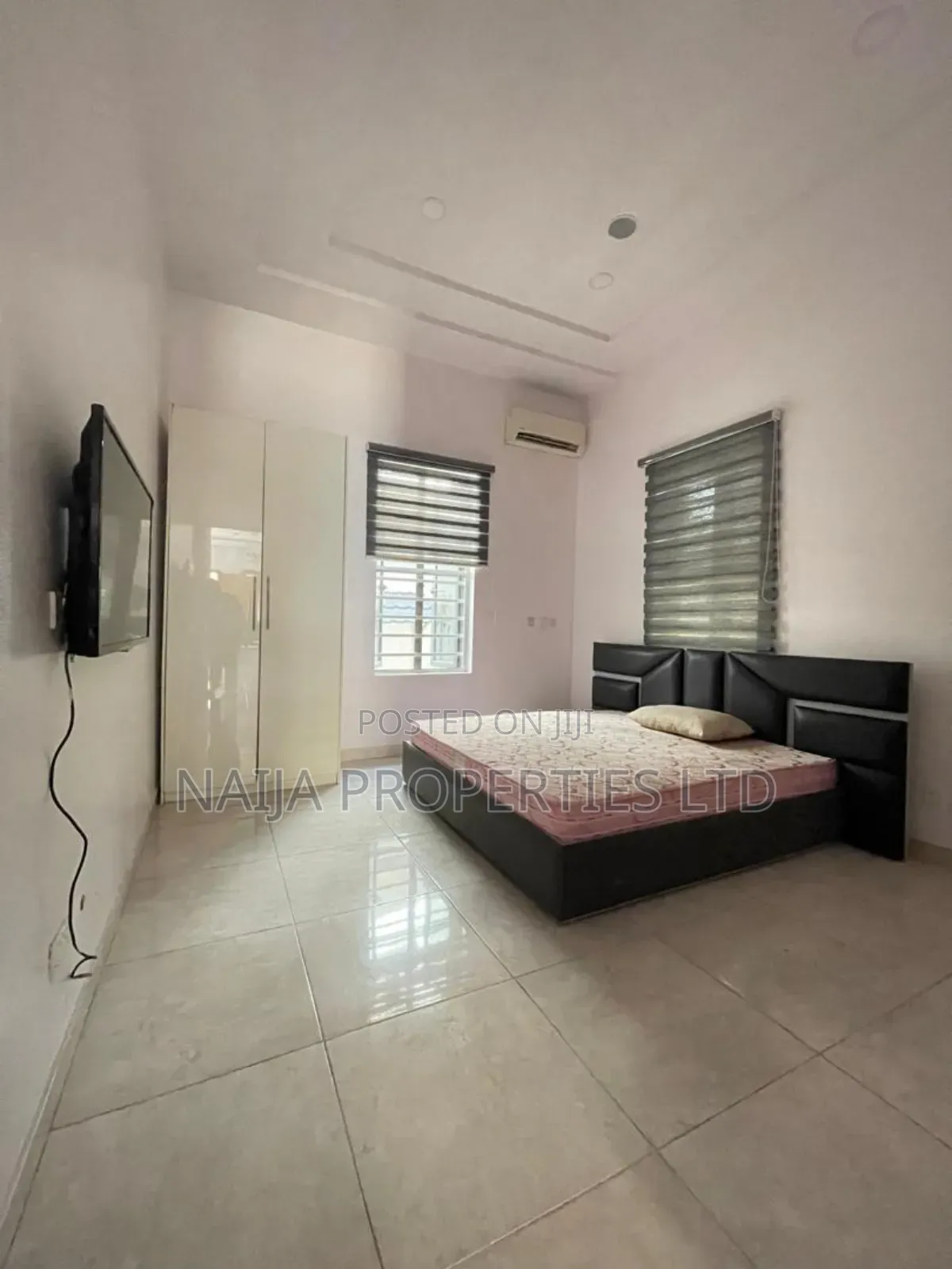 5bdrm Duplex in Osapa London, Lekki for sale in Lekki