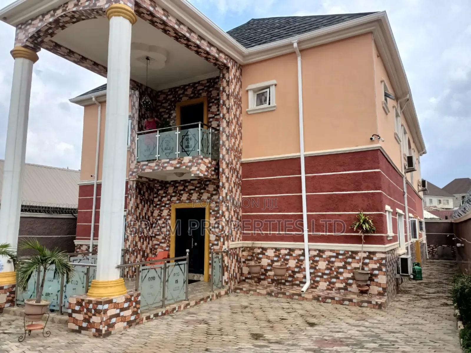 5bdrm Duplex in Dawaki for sale in Dawaki