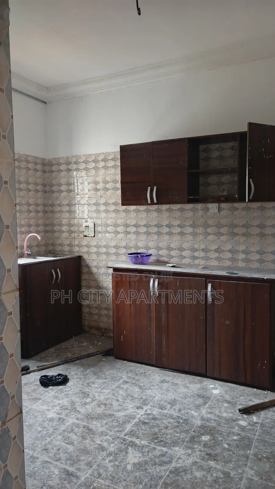 3bdrm Block of Flats in Shell Location for rent in Shell Location