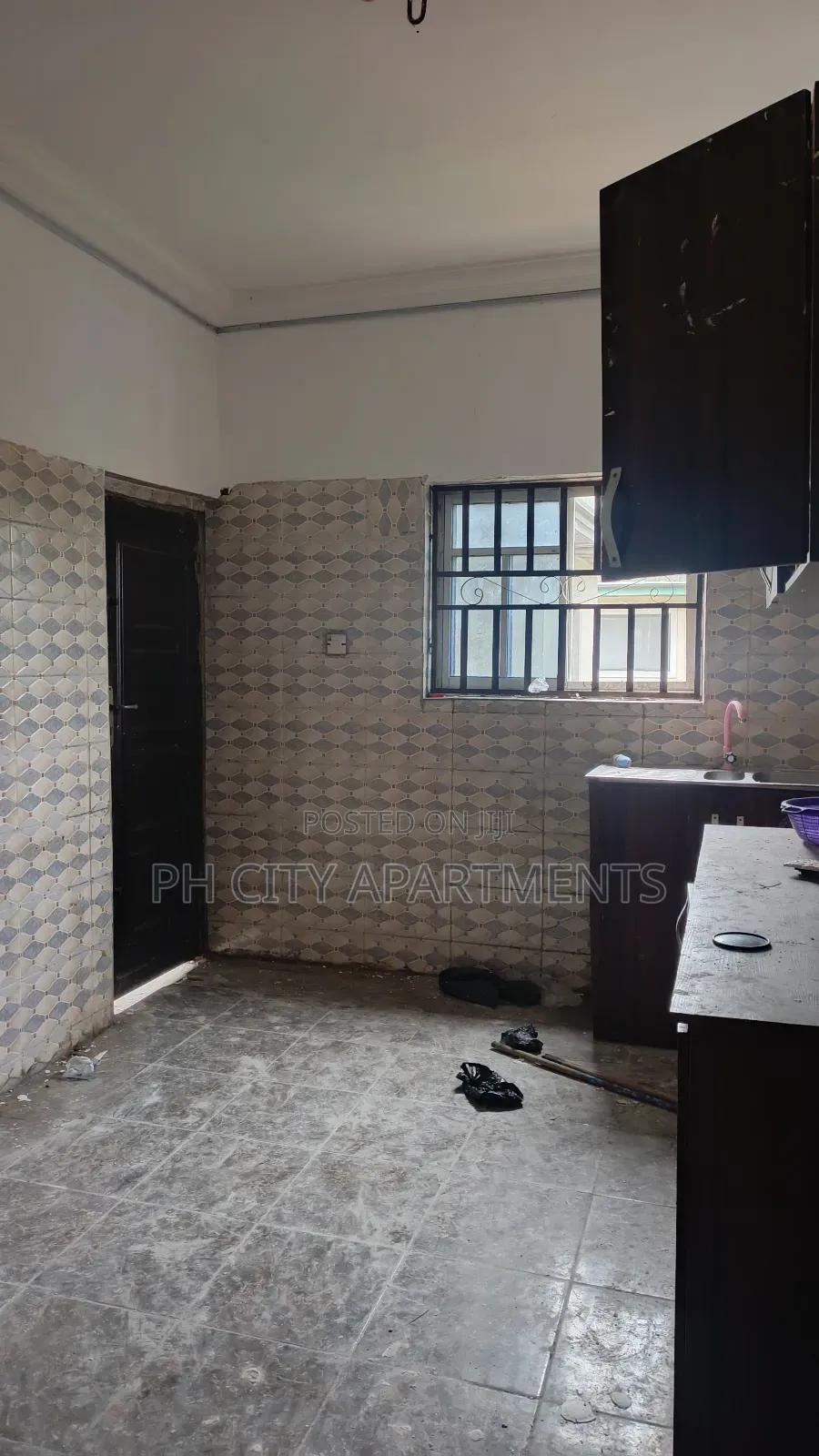 3bdrm Block of Flats in Shell Location for rent in Shell Location