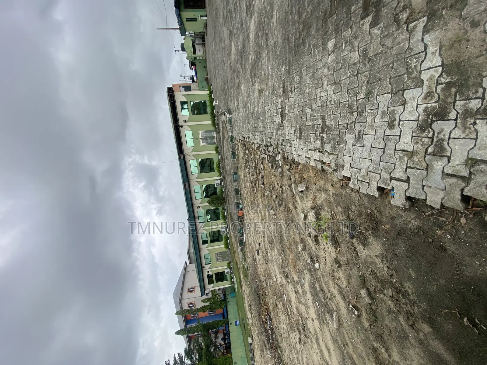 Warehouse to Let in Ajah