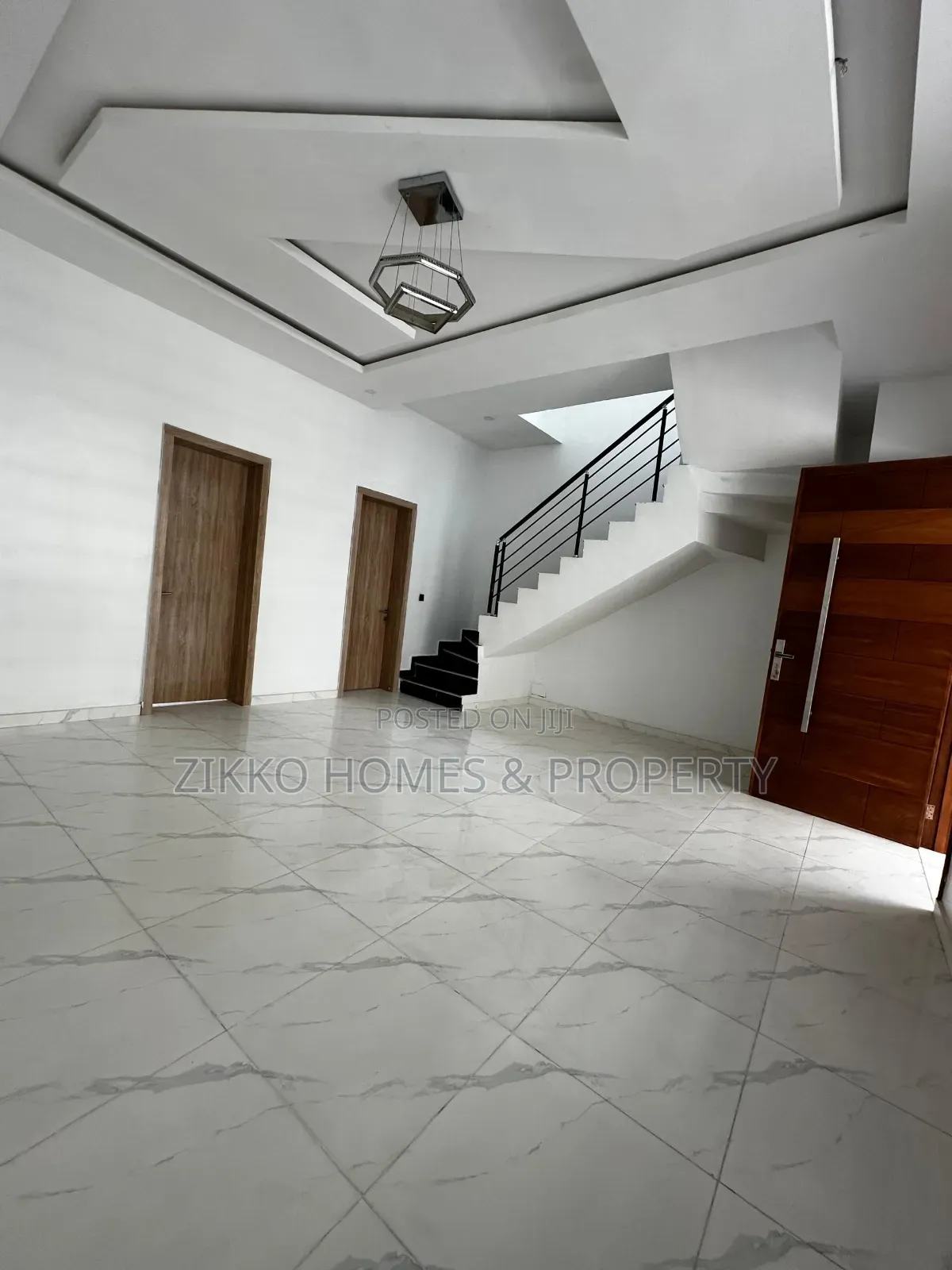 3bdrm Townhouse/Terrace in Ikota Gra, Lekki for sale in Lekki