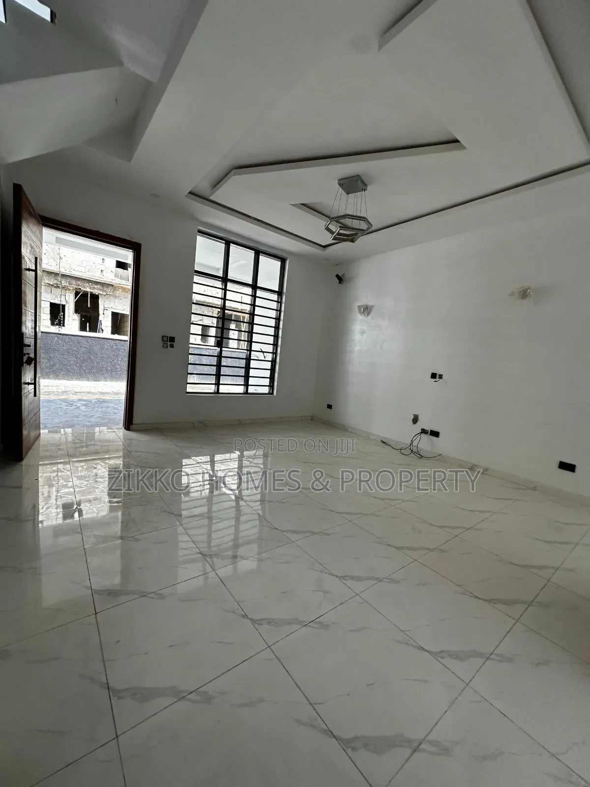 3bdrm Townhouse/Terrace in Ikota Gra, Lekki for sale in Lekki