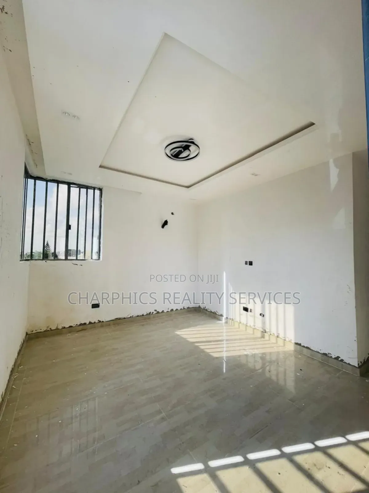 5bdrm Duplex in Lekki Phase 1 for sale in Lekki Phase 1