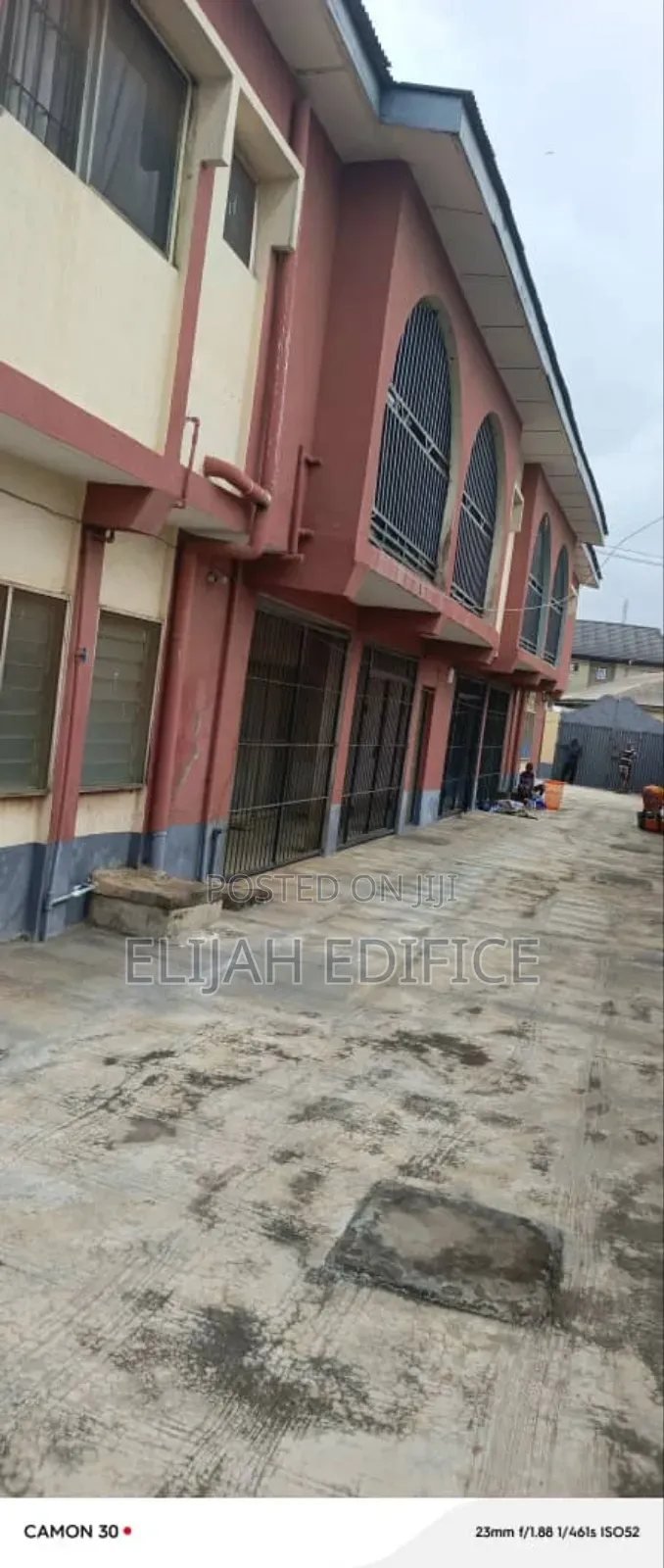Furnished 12bdrm Block of Flats in Alakuko for sale in Alakuko