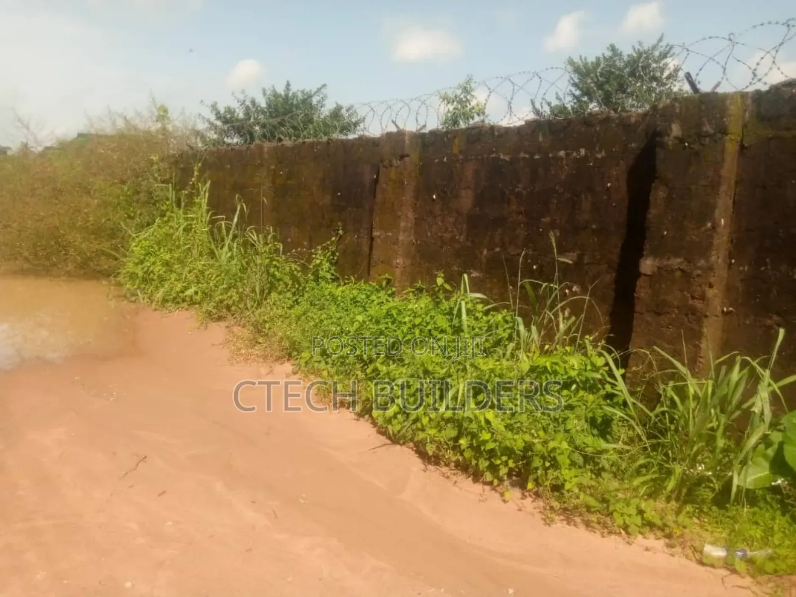 Airport Rd Land Sale Along the Tarred Road in Benin City