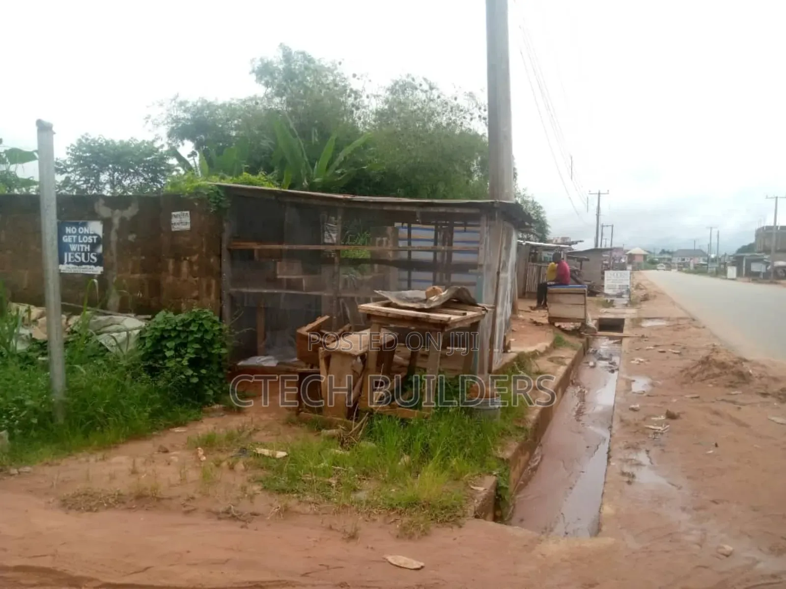Airport Rd Land Sale Along the Tarred Road in Benin City