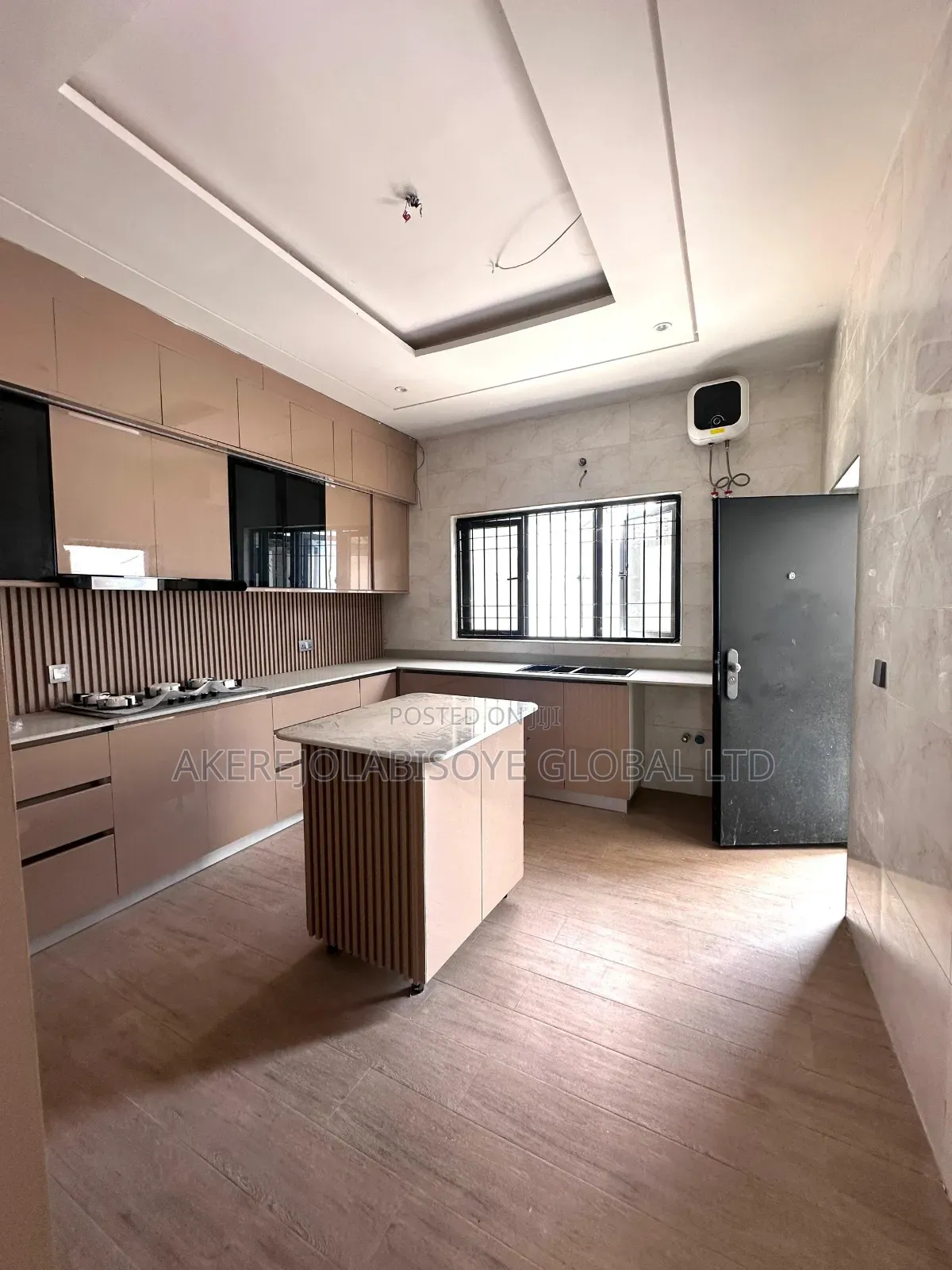 4bdrm Duplex in Jahi Gilmore for sale in Jahi