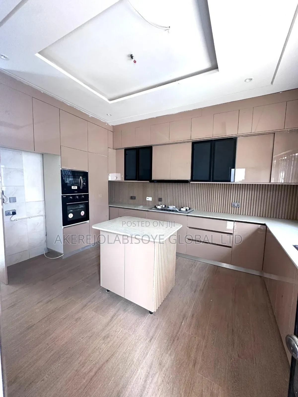 4bdrm Duplex in Jahi Gilmore for sale in Jahi