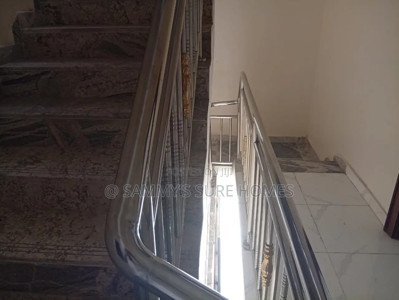 4bdrm Duplex in Jahi Main for sale in Jahi