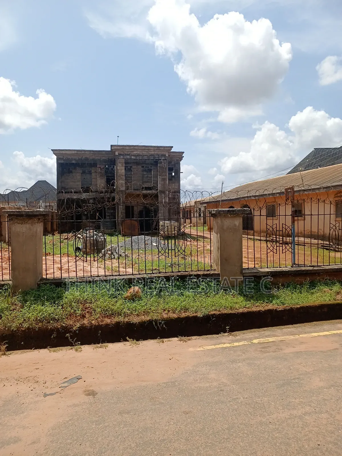 4bdrm Block of Flats in Ebo,Airport Road, Benin City for sale in Benin City