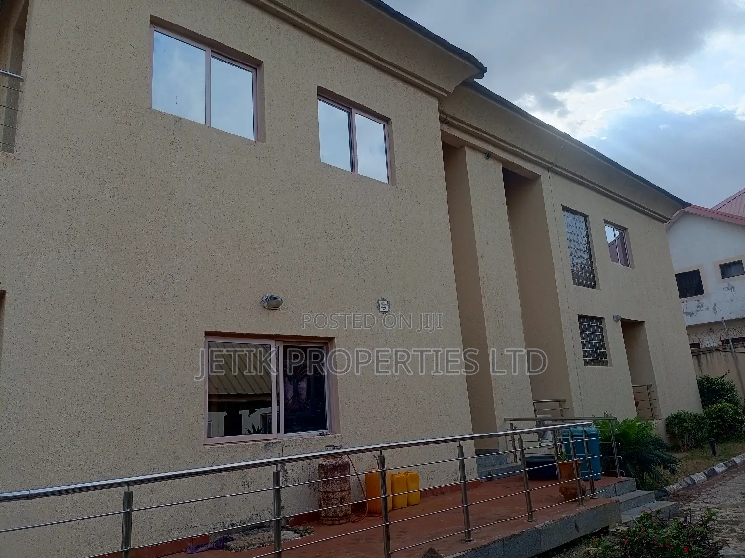 6bdrm Duplex in Makurdi for sale in Makurdi