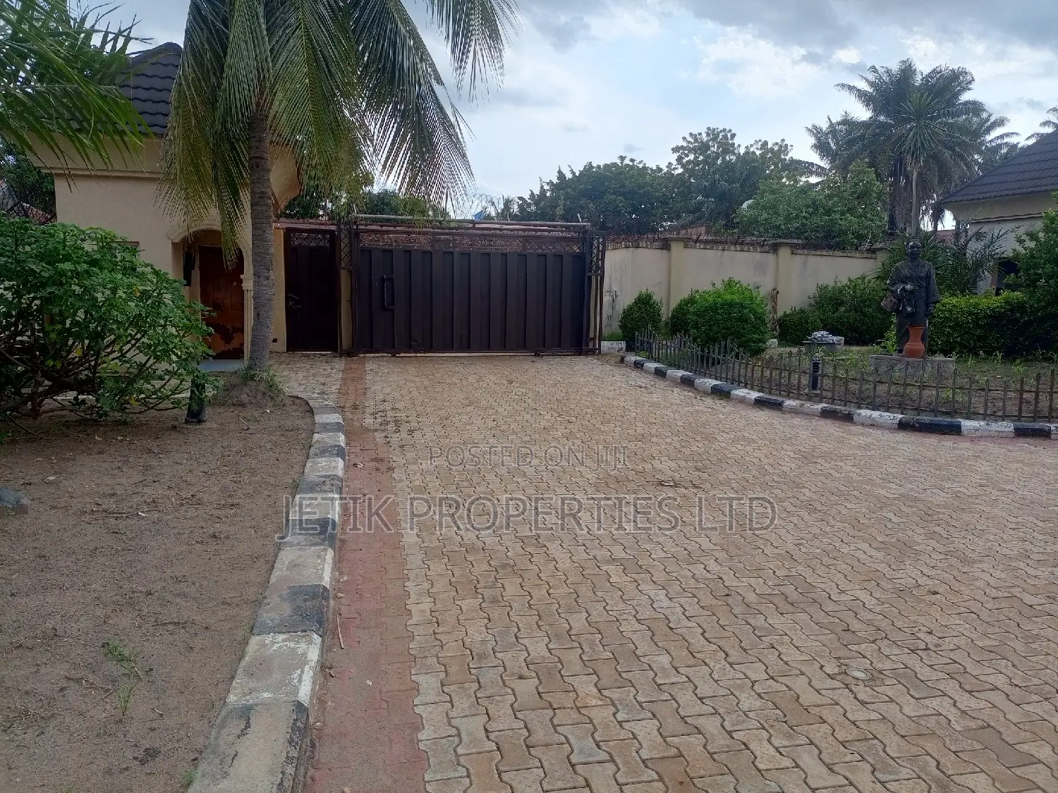 6bdrm Duplex in Makurdi for sale in Makurdi