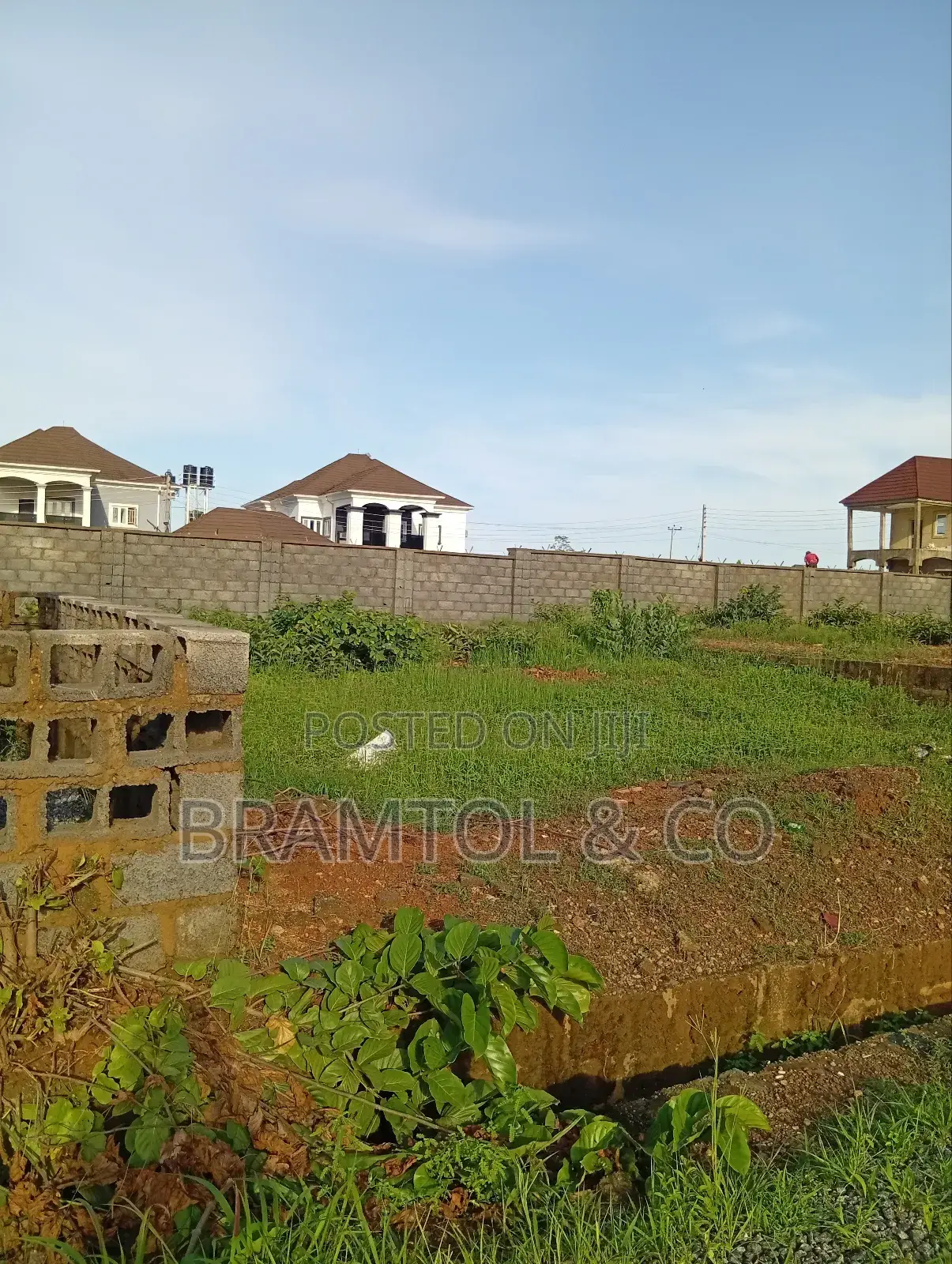 Bungalow Plot of Land for Sale in Lokogoma