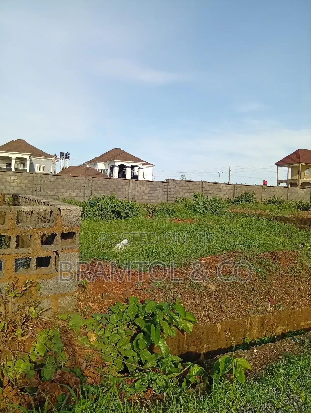 Bungalow Plot of Land for Sale in Lokogoma