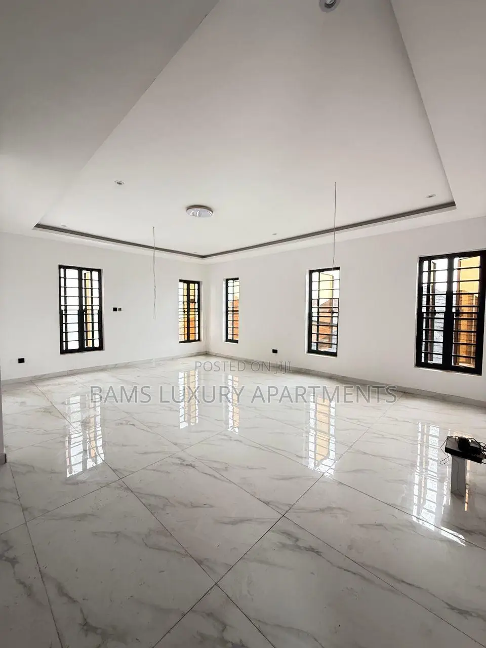 Furnished 5bdrm Duplex in Osapa London for sale in Osapa london