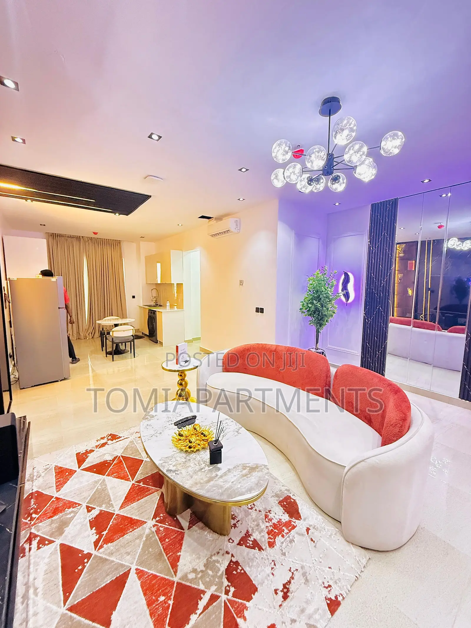 Luxury 1 Bedroom Waterfront Shortlet With Pool, Gym Cinema in Lekki