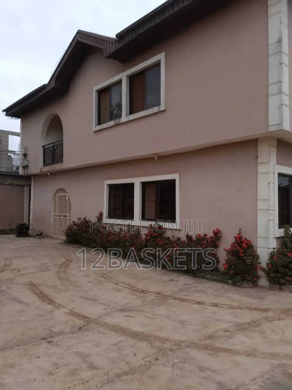 Furnished 3bdrm Block of Flats in Ojodu Berger for sale in Berger