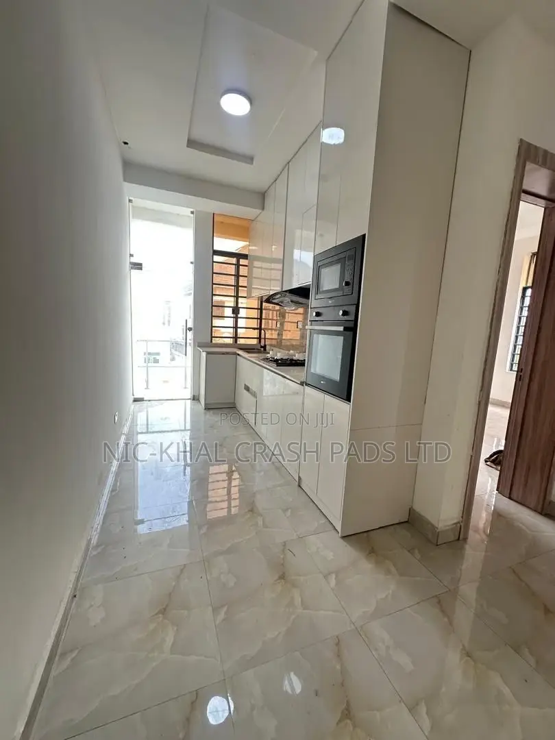 2bdrm Apartment in Lekki Chevron Toll for sale in Chevron
