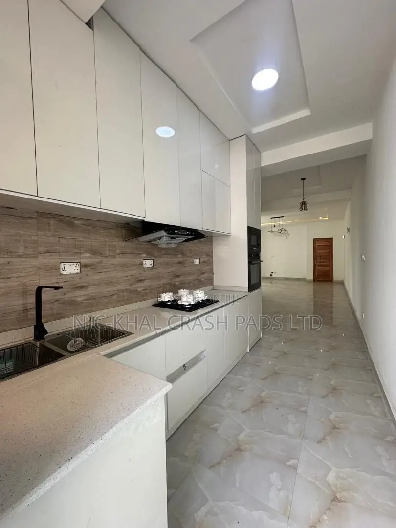 2bdrm Apartment in Lekki Chevron Toll for sale in Chevron